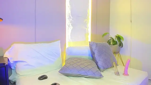 Snapshot of dalila_harris chatting on 02.05.26 dalila harris online show from 02.05.26