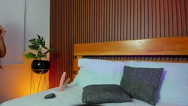 Snapshot of dalila_harris chatting on 02.10.26 dalila harris online show from 02.10.26