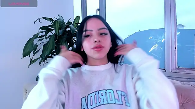 Daphne chers online show from 03.27.26