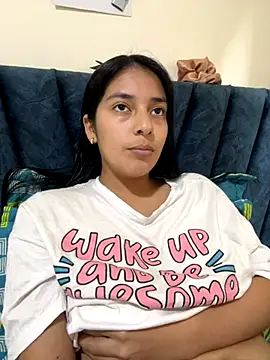 Snapshot of ariana_sweet87 chatting on 09.15.25 ariana sweet87 online show from 09.15.25