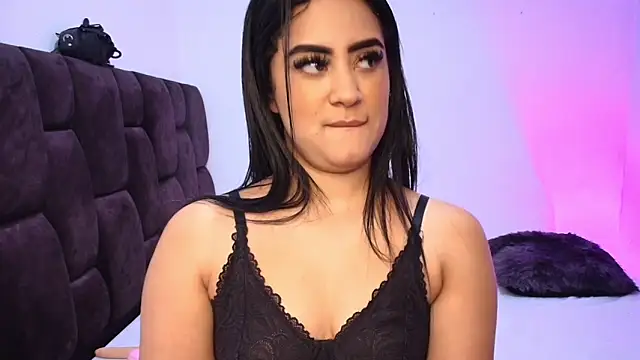 Snapshot of samyrosss6 chatting on 03.19.25 samyrosss6 online show from 03.19.25