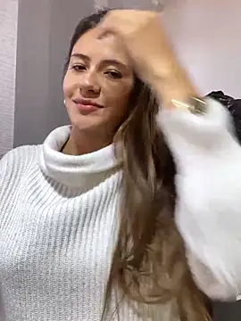 Snapshot of Andrea18_blonde chatting on 03.15.25 Andrea18 blonde online show from 03.15.25