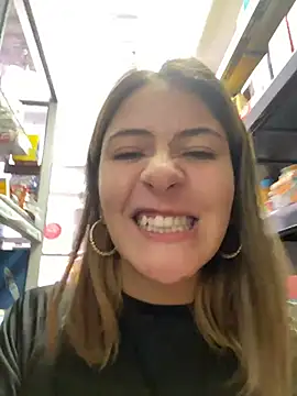 Snapshot of Andrea18_blonde chatting on 02.26.26 Andrea18 blonde online show from 02.26.26