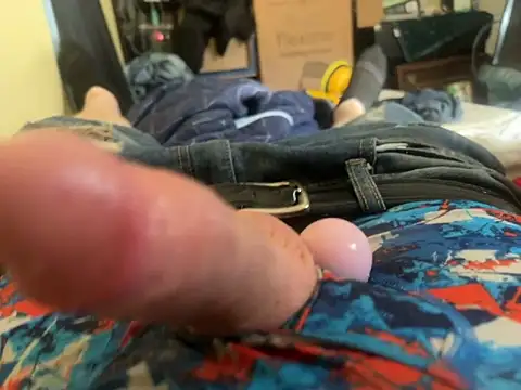 Snapshot of ClimbedCaelum chatting on 10.09.25 ClimbedCaelum online show from 10.09.25