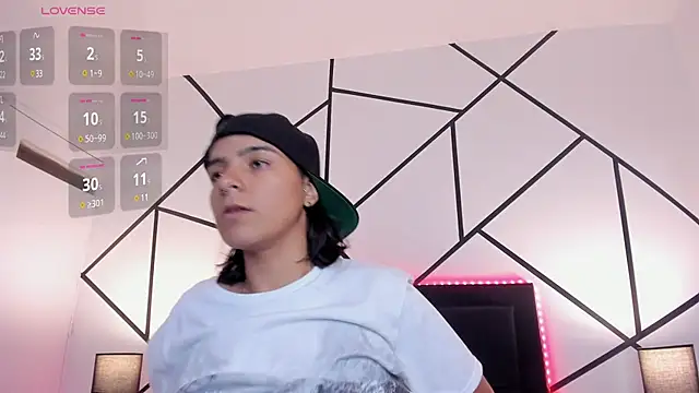 Liiam smith  online show from 01.31.25