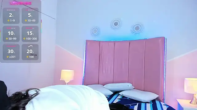 Liiam smith  online show from 11.23.25