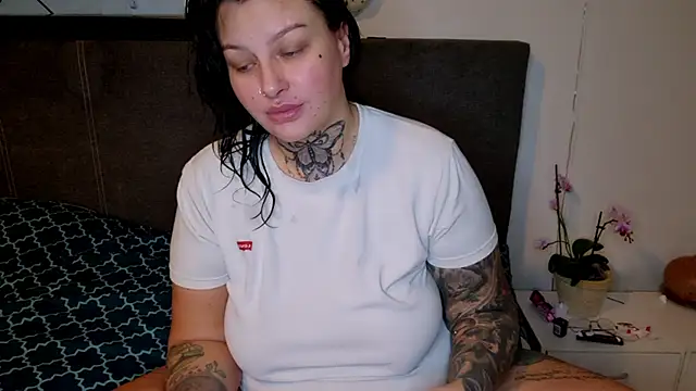 CannabisQueenn online show from 02.03.25