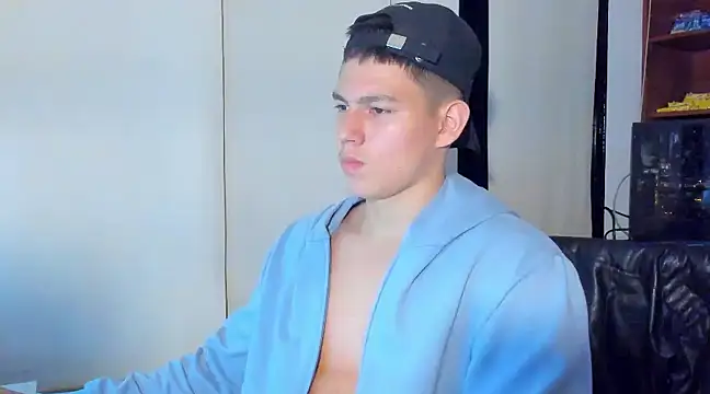 JamesCr  online show from 02.15.25