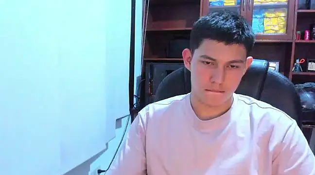 JamesCr  online show from 02.27.25