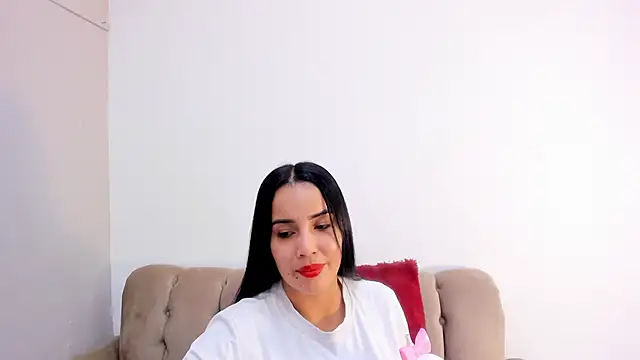 Snapshot of Violetta_0 chatting on 03.01.25 Violetta 0 online show from 03.01.25