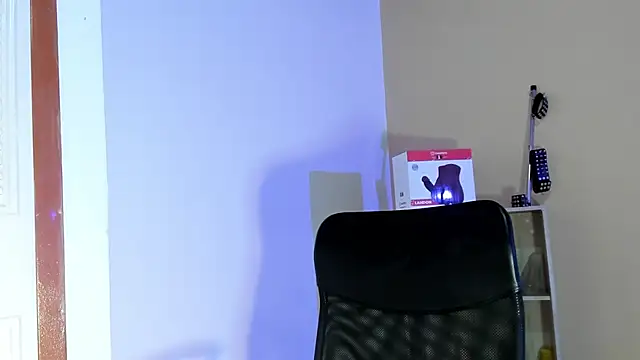 Snapshot of Violetta_0 chatting on 09.24.25 Violetta 0 online show from 09.24.25