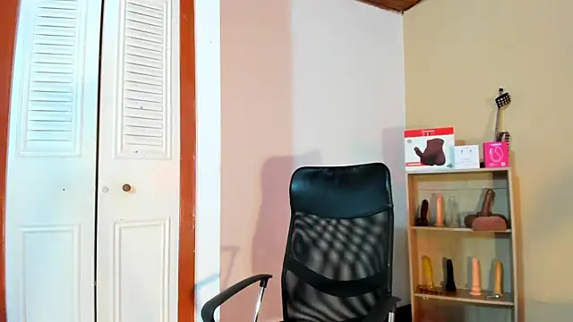 Violetta 0 online show from 02.14.26