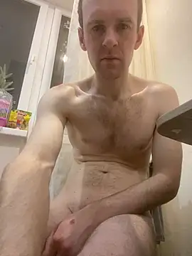 LynnAhNight online show from 02.18.26