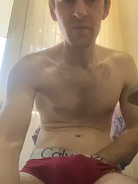 LynnAhNight online show from 04.11.26