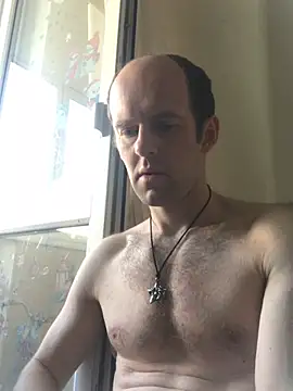 LynnAhNight online show from 06.30.26