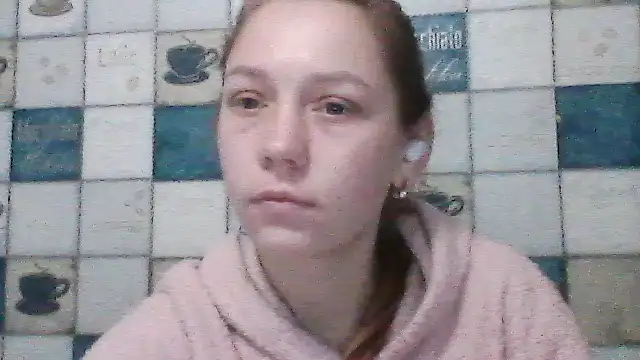 Snapshot of Anna_wey chatting on 02.04.25 Anna wey online show from 02.04.25