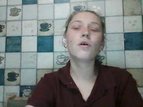 Snapshot of Anna_wey chatting on 03.03.25 Anna wey online show from 03.03.25