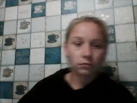 Snapshot of Anna_wey chatting on 10.07.25 Anna wey online show from 10.07.25