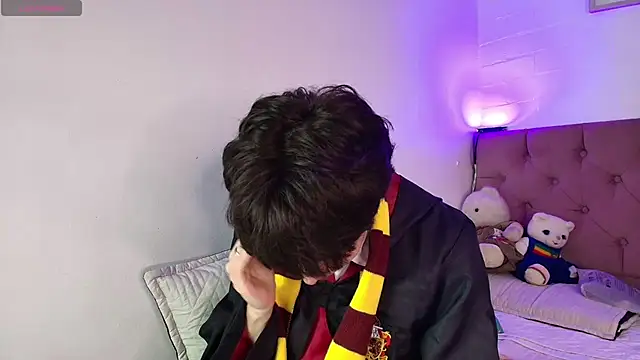 PepperTwink online show from 10.31.25