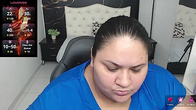 Aaliyah11 online show from 10.14.25