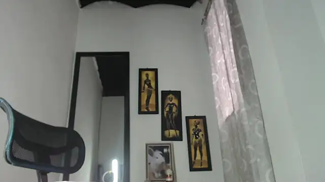 Snapshot of lolplipiwg chatting on 03.22.25 lolplipiwg online show from 03.22.25