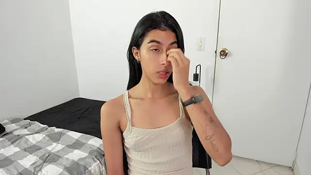 Mazikeen  18 online show from 03.30.26