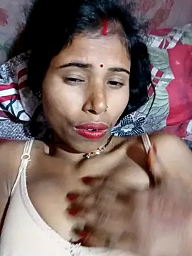 Snapshot of Miss_triha chatting on 02.10.25 Miss triha online show from 02.10.25