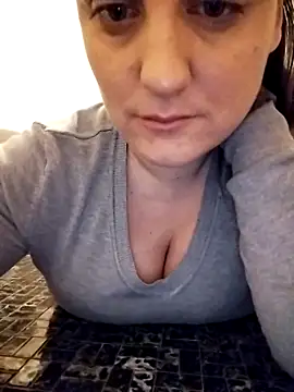 PrincessEileen89 online show from 02.14.25