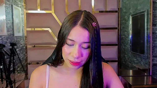 Snapshot of BarbieGirl___ chatting on 03.13.25 BarbieGirl online show from 03.13.25