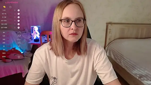 Agatha Mott online show from 11.10.25