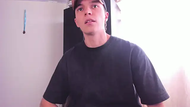 Mastrangelo xxx online show from 03.17.25