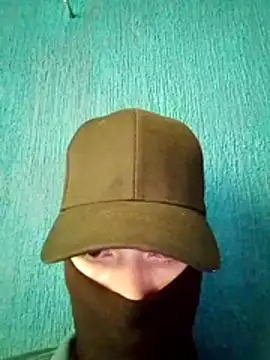 Snapshot of 1Dseralmora2 chatting on 10.25.25 1Dseralmora2 online show from 10.25.25