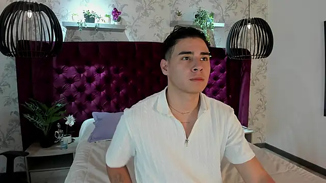 Gabriell ramirez online show from 03.21.25