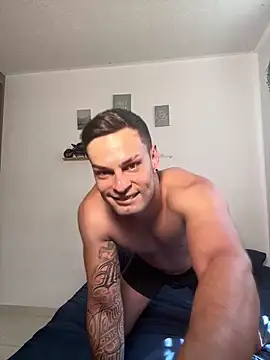 Snapshot of Fitmanx chatting on 02.02.25 Fitmanx online show from 02.02.25