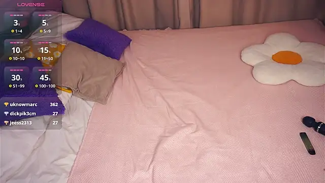 EleneBrach online show from 02.10.25