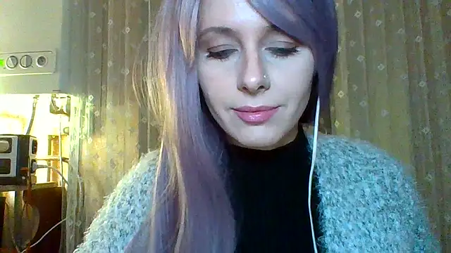 Snapshot of LuminousLady chatting on 02.17.25 LuminousLady online show from 02.17.25
