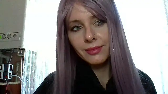 Snapshot of LuminousLady chatting on 02.18.25 LuminousLady online show from 02.18.25