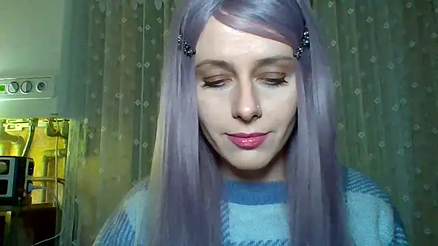 Snapshot of LuminousLady chatting on 02.20.25 LuminousLady online show from 02.20.25