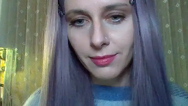 Snapshot of LuminousLady chatting on 02.20.25 LuminousLady online show from 02.20.25