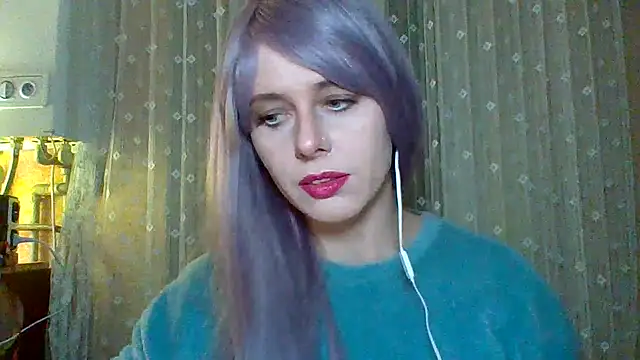Snapshot of LuminousLady chatting on 02.23.25 LuminousLady online show from 02.23.25
