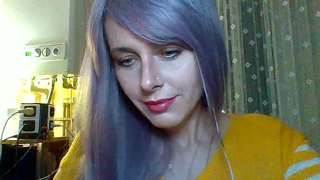Snapshot of LuminousLady chatting on 02.24.25 LuminousLady online show from 02.24.25