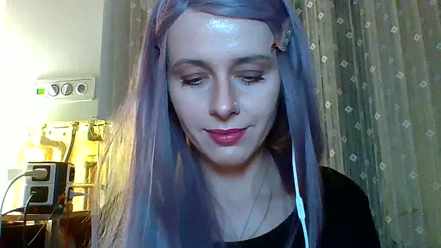 Snapshot of LuminousLady chatting on 02.26.25 LuminousLady online show from 02.26.25