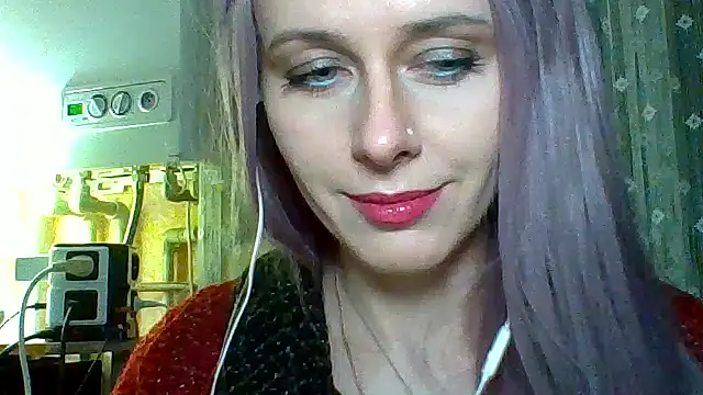 Snapshot of LuminousLady chatting on 02.27.25 LuminousLady online show from 02.27.25