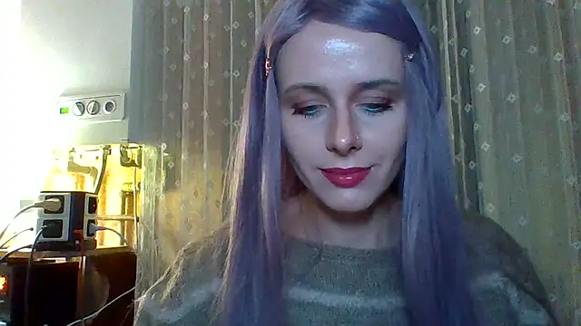 Snapshot of LuminousLady chatting on 03.02.25 LuminousLady online show from 03.02.25