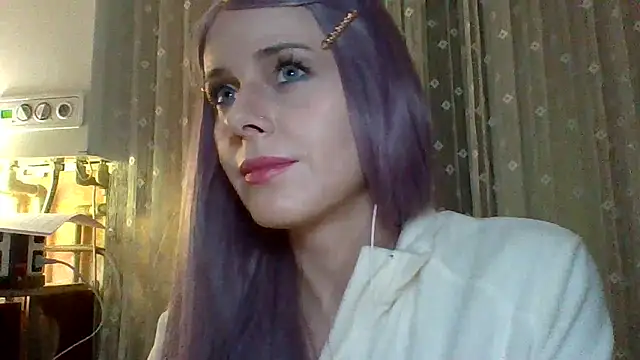 Snapshot of LuminousLady chatting on 03.03.25 LuminousLady online show from 03.03.25