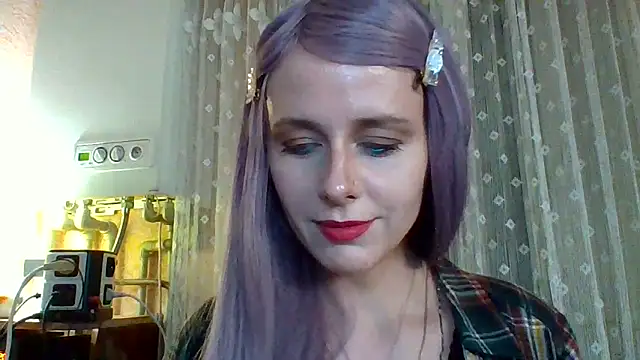 Snapshot of LuminousLady chatting on 03.12.25 LuminousLady online show from 03.12.25