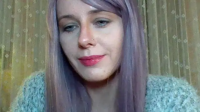 Snapshot of LuminousLady chatting on 03.14.25 LuminousLady online show from 03.14.25