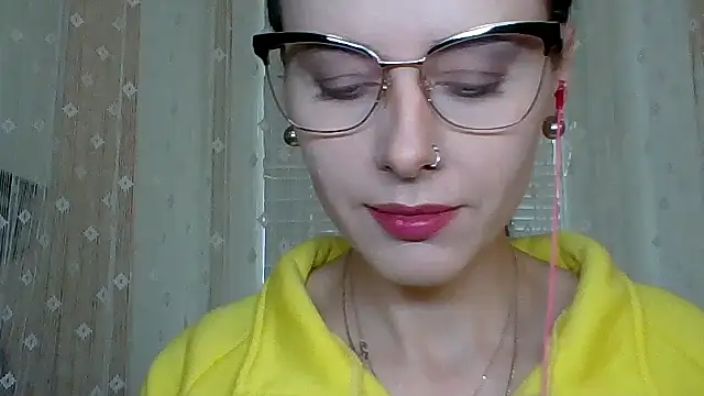 Snapshot of LuminousLady chatting on 10.07.25 LuminousLady online show from 10.07.25