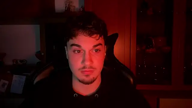 NaplesGuy04 online show from 02.18.25