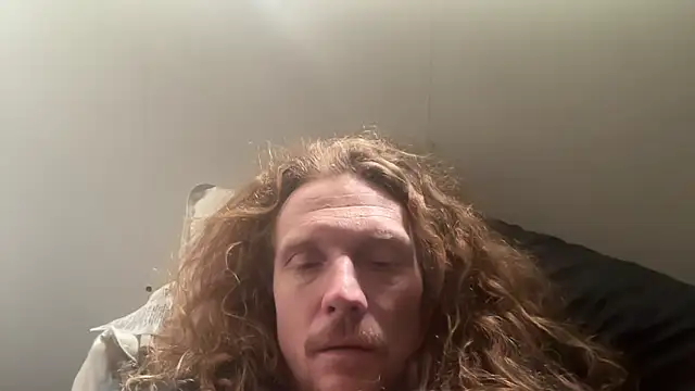 Snapshot of redone8in chatting on 03.09.25 redone8in online show from 03.09.25